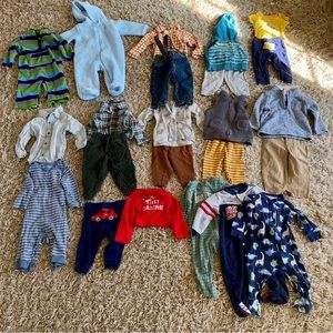 23 Pieces of Baby Boy Clothing size 9 Months